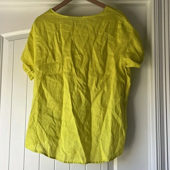 Tahari 100% linen Blouse - Picture 2 of 5